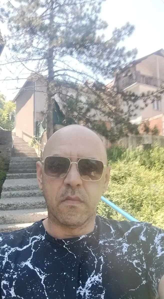 Mikacc76