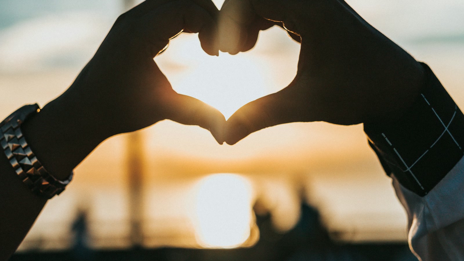 The Art of Crafting Meaningful Text Conversations Without Endless Small Talk