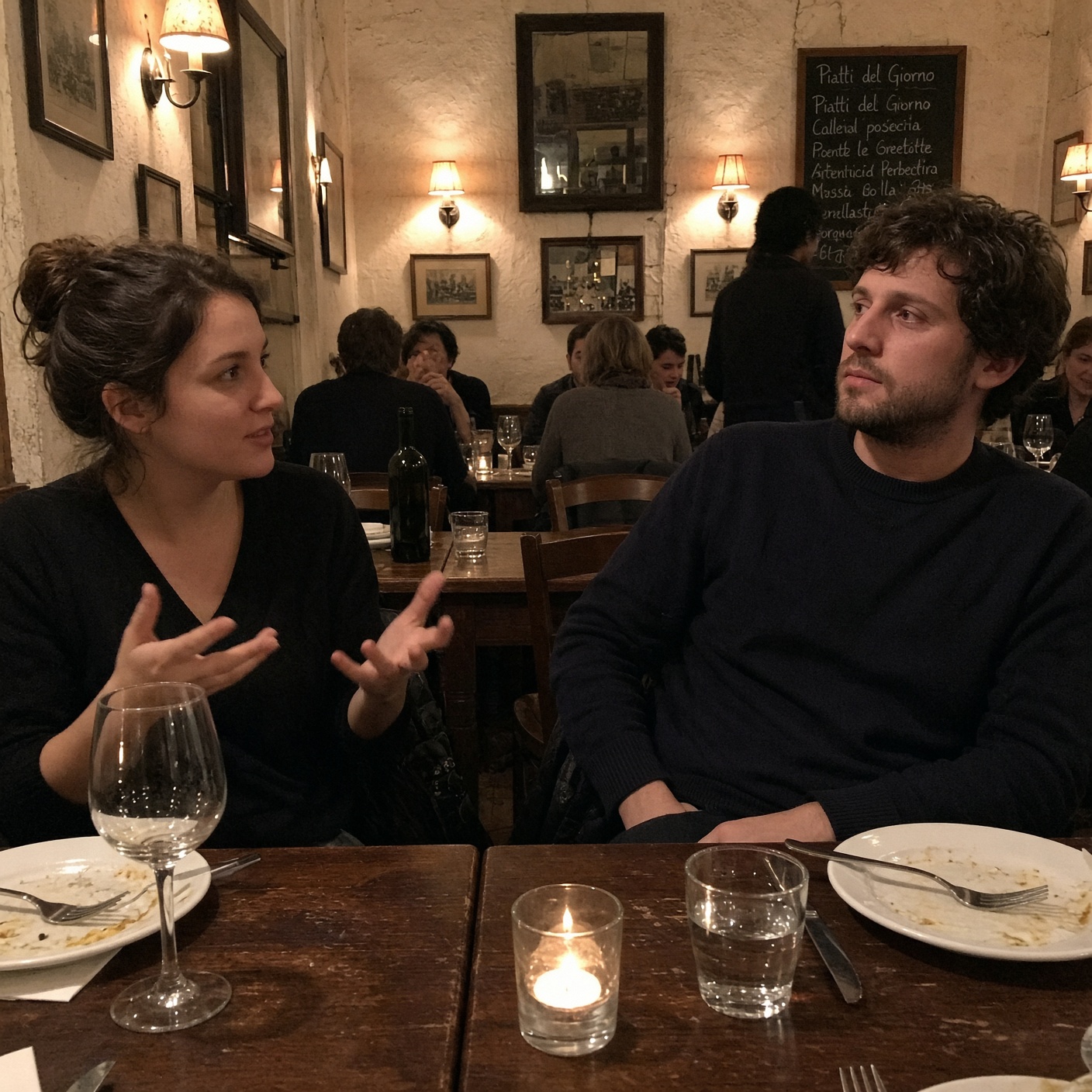 evening dinner date body language